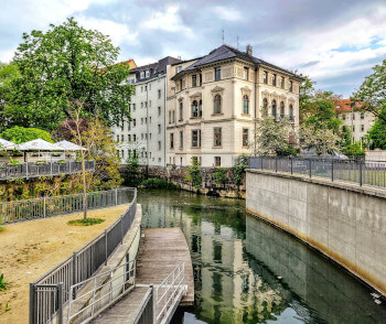 Schönes altes Haus direkt an einem Kanal in Leipzig